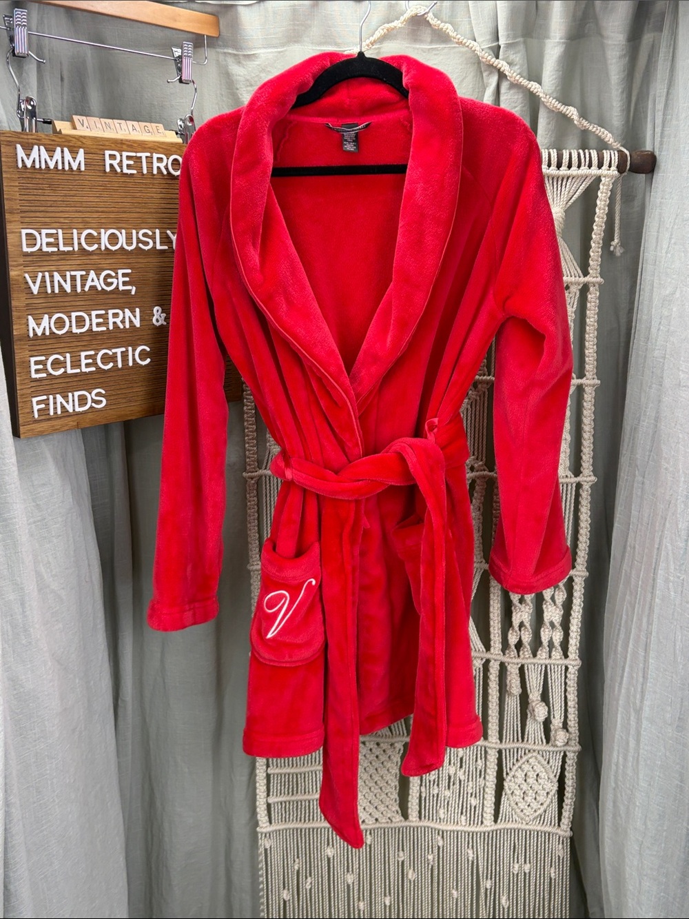 Victoria's Secret Plush Fleece Short Robe | Red with Pocket Logo | XS/S